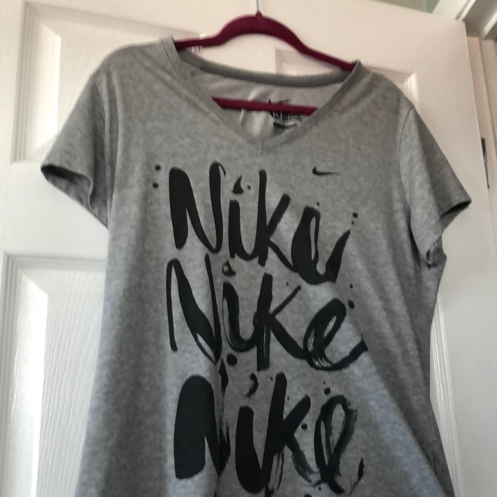 Nike work out shirt